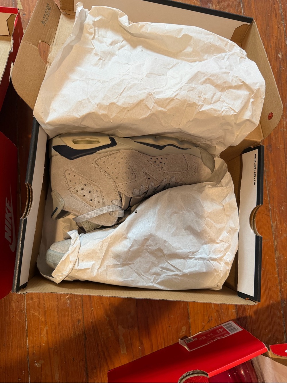 Kids Jordan 6 Retro Georgetown sneakers